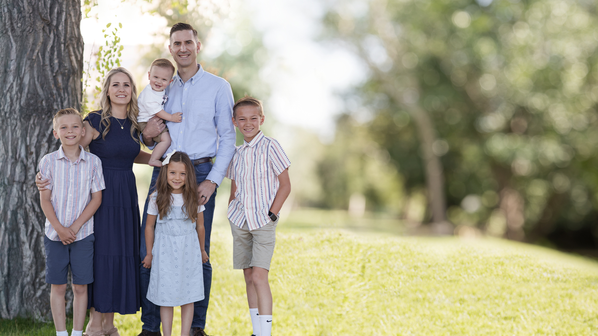 Wes Duncan with his wife and four children